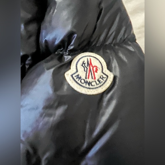 Moncler Seritte Black Short Down Jacket - Picture 4 of 11